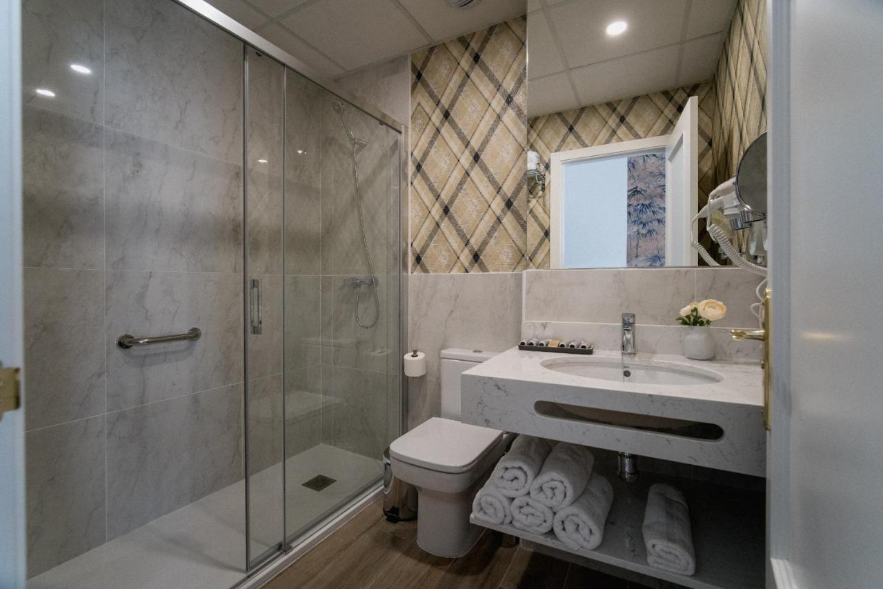 Apartamentos Abreu Suites Sevilla Eksteriør billede